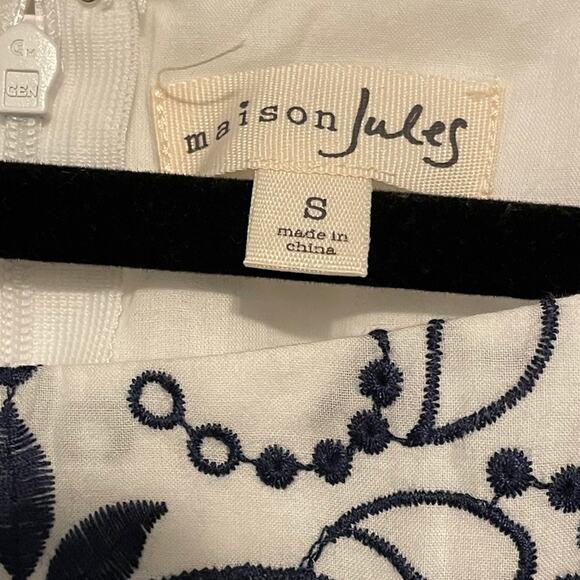 Maison Jules Embroidered sleeveless midi Dress NEW size Small - Picture 3 of 8